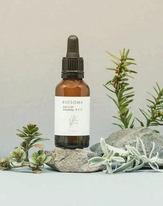Siero viso alle vitamine ACE per uniformare il tono della pelle, nutrire e levigare Biosoma - 2