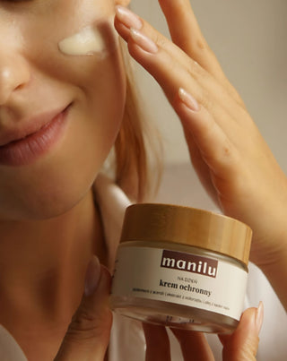 Crema giorno protettiva con burro di karitè, vitamina C e olio di semi di lampone Manilu - 4