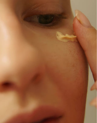 Crema illuminante giorno e notte per contorno occhi con caffeina e coenzima Q10 Manilu - 2