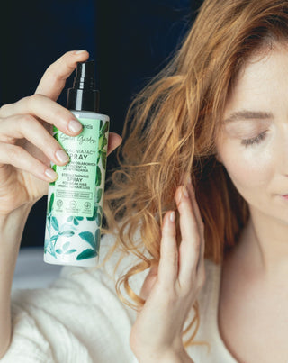 Spray rinforzante per capelli indeboliti e con tendenza alla caduta con fieno greco Vis Plantis - 2