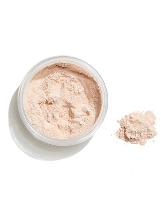 Cipria in polvere fissante trasparente e waterproof dalla consistenza setosa Gosh - 2