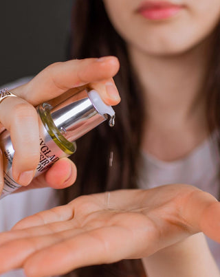 Elisir lisciante per capelli con acido ialuronico e seta vegana Auna - 2