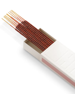 Incenso alla rosa dal profumo di geranio, rosa e vaniglia ad azione rilassante e calmente Hhuumm - 1