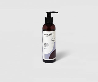 Gel doccia lenitivo con urea e pantenolo per pelli secche Mel Skin