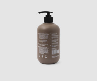Shampoo per cani con estratti naturali e complesso di aminoacidi per tutti i tipi di pelo Bjo
