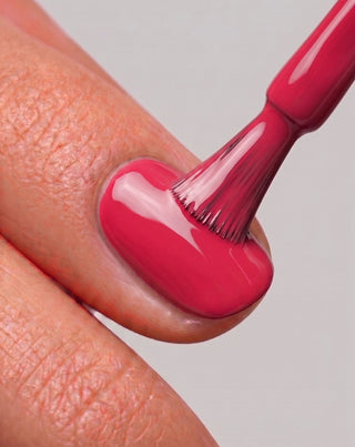 Smalto semipermanente per unghie UV/LED Blushing Ember 015 Nutridome - 3