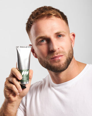 Balsamo dopobarba con pantenolo ad effetto lenitivo immediato sulle irritazioni Monolite - 4