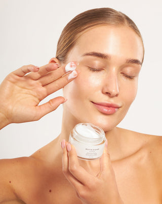 Crema viso notte levigante e rassodante con acido ialuronico Nutridome - 3