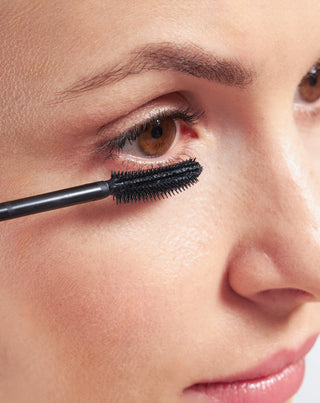 Mascara per ciglia arricciante con cera di riso e scovolino di precisione Nutridome - 5
