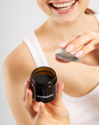 Polvere sbiancante per denti al carbone di cocco Smilebite