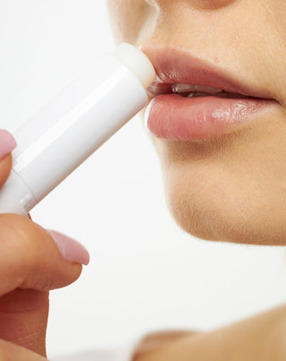 Rossetto protettivo per le labbra 99% naturale Nutridome_1 - 2