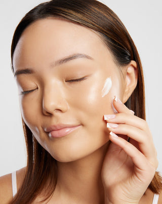 Crema viso idratante notte con burro di cacao, olio di Tsubaki e Aloe Vera Uddo - 2