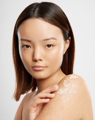 Peeling corpo allo zucchero con olio di macadamia, burro di karitè e olio di avocado Uddo - 2