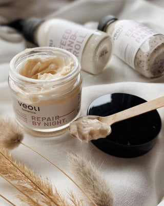 Crema notte con protezione lipidica Second skin Repair by night Veoli Botanica - 2