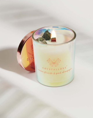 Candela di soia con fluorite arcobaleno e champagne rosa in contenitore di vetro Crystallove - 2