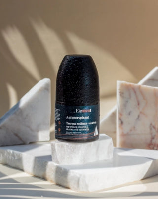 Antitraspirante roll on per uomo al profumo di patchouli, gelsomino e pompelmo Element Men