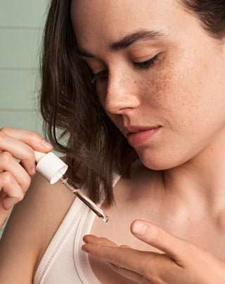 Siero regolatore con lattoferrina per acne e arrossamenti Solve On Health Labs Care - 2