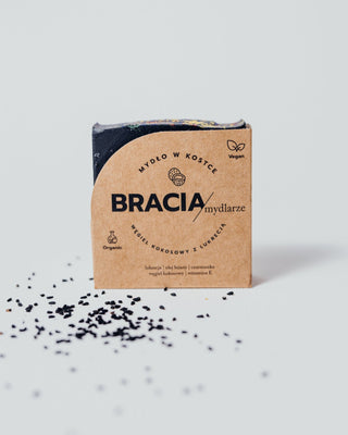 Saponetta detergente e antibatterica al carbone di cocco con liquirizia Bracia Mydlarze - 2