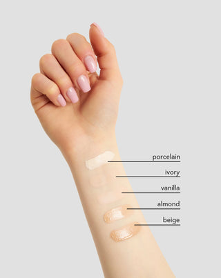 Fondotinta idratante illuminante con acido ialuronico per pelli chiare-olivastre Nutridome