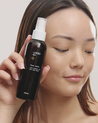 Tonico viso con olio di tsubaki e acqua di rose Uddo - 2