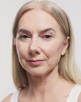 Rossetto cambiacolore con acido ialuronico e vitamina E Aggie - 4