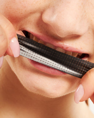Strisce sbiancanti per i denti  The White(ning) Stripes Smilebite set 28 pezzi - 2