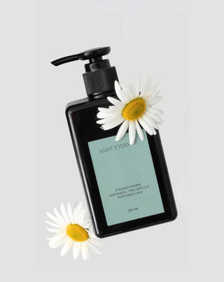 Shampoo purificante anticaduta e per la crescita dei capelli alla camomilla Saint Éternité