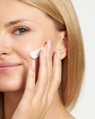 Crema giorno antirughe a tripla azione con filtro SPF 20 Timeless Orphica