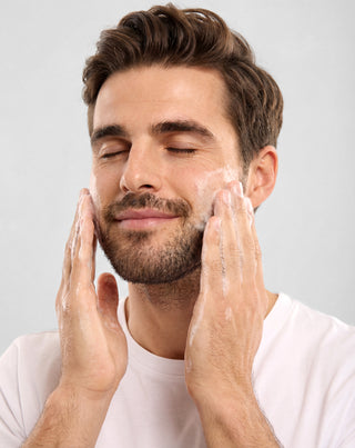 Shampoo per barba con pantenolo e niacinamide per detergere e condizionare la barba Monolith - 3